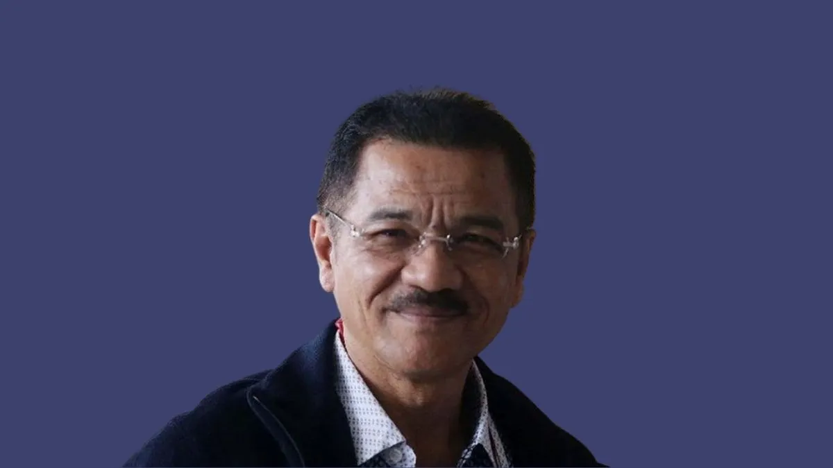Dr. H. Gamawan Fauzi, MM